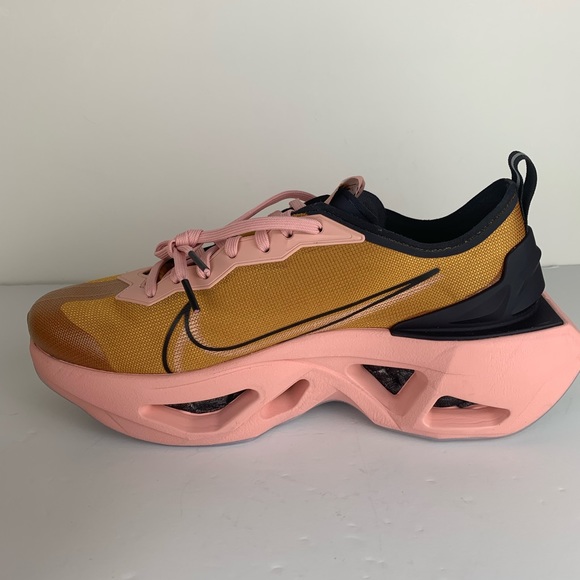 Nike Women’s ZoomX Vista grind gold stardust - Picture 6 of 12